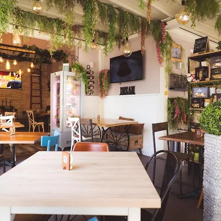 Le Sirene Hostel