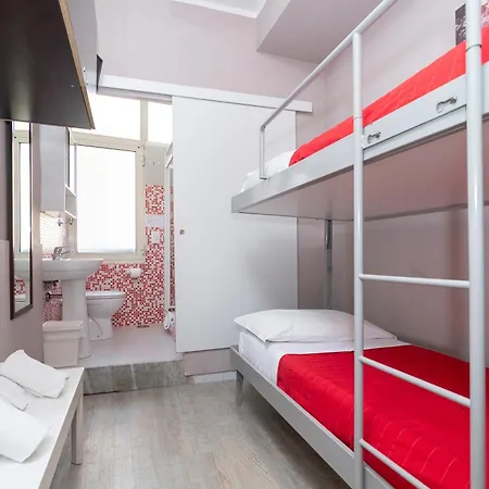 Vandrerhjem Le Sirene *