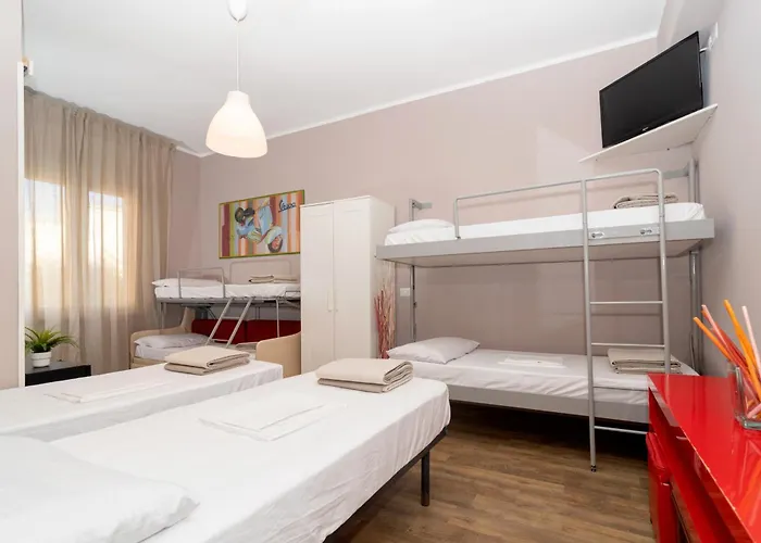 Le Sirene Хостел *