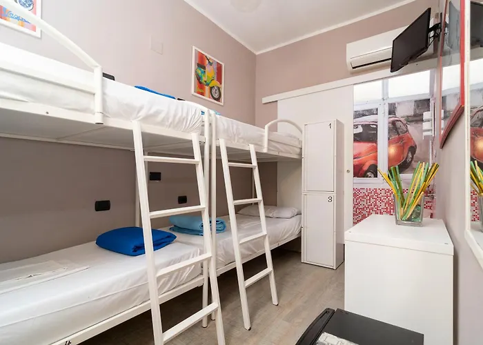 Le Sirene Хостел Сорренто