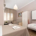 Le Sirene Hostel
